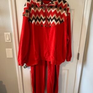 Aerie Women’s Red Zigzag Sweatshirt and pants fleece set